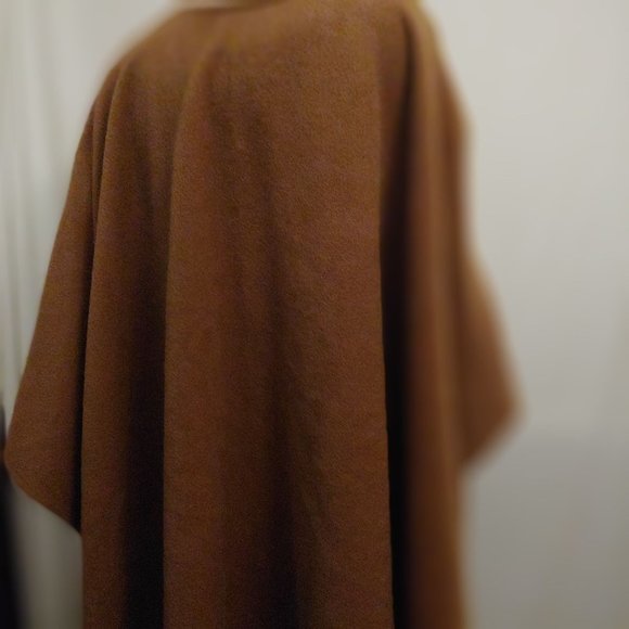 Mon Repos Baby Alpaca Long Cape Wrap Poncho OS Brown Peru - Picture 5 of 7